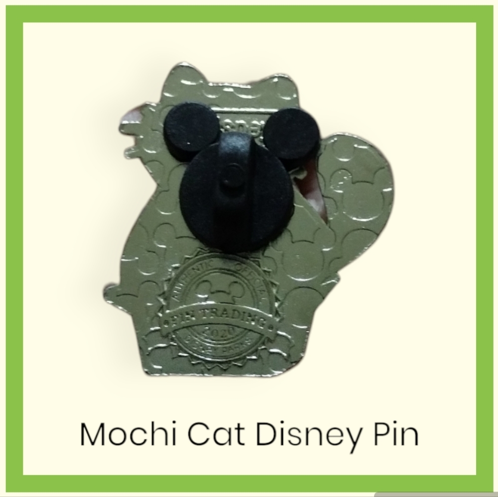 Big Hero 6 Mochi Cat in Box Disney Pin - Picture 2 of 2